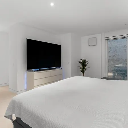 Luxury And Private Jacuzzi 105 Appartamento *