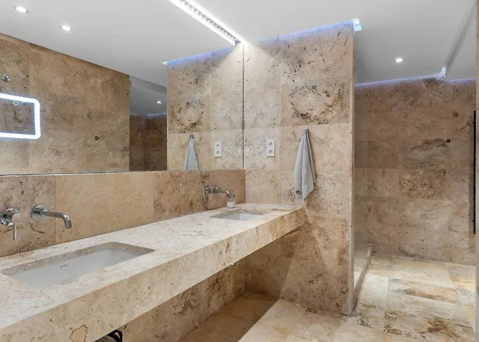Luxury And Private Jacuzzi 105 Appartamento *